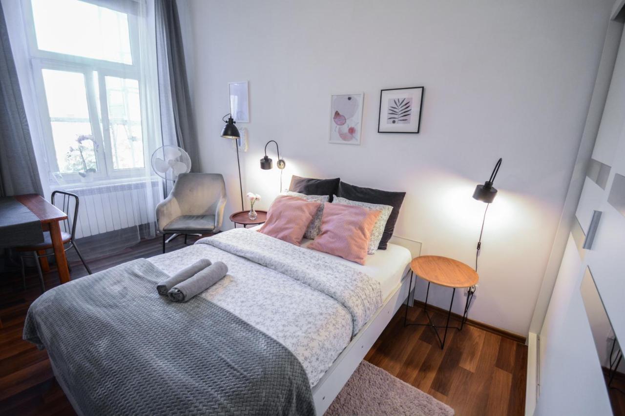 Lion Apartments - Laba Краков Экстерьер фото