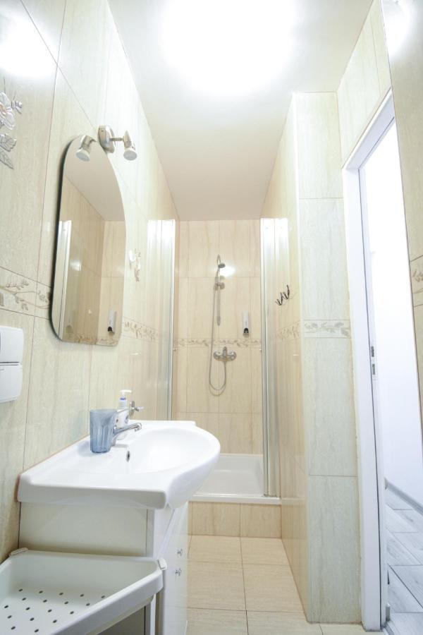 Lion Apartments - Laba Краков Экстерьер фото